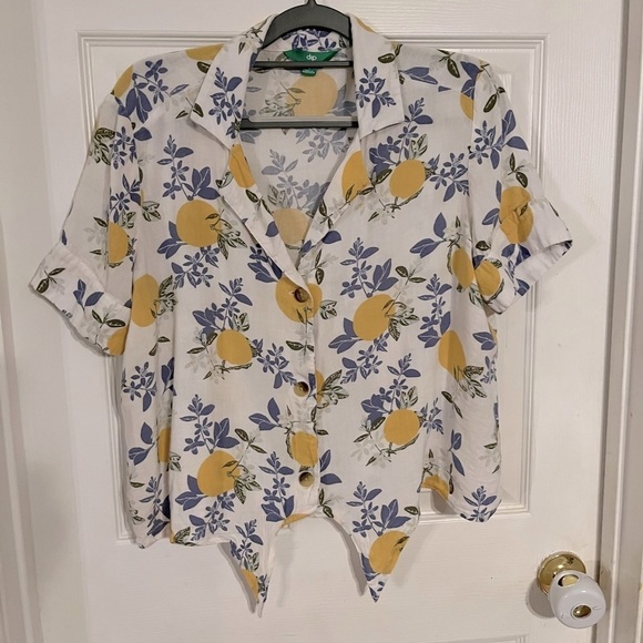 dip Tops - Womens tied front top